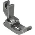 P69RH-NF 1/4 Stopka do wszywania kedry 6,4mm transport igłowy prawa z przegubem