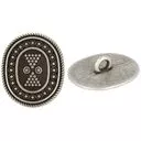 Guzik metalowy ozdobny 19mm
Guzik ozdobny owalny szer. 19mm wys. 23mm metalowy, na stopce do przyszycia.

Zastosowanie: bluzki, koszule, kurtki, płaszcze, wyroby kaletnicze i odzieżowe