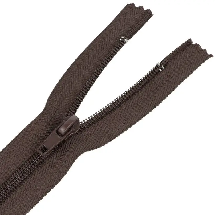 Zamek błyskawiczny #5 nierozdzielczy 25cm kolor brązowy